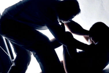 Khoảng 10% bé gái bị cưỡng bức tình dục trước 15 tuổi