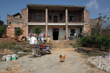 Bi kịch của những người công nhân tạo nên "phép màu" kinh tế Trung Quốc