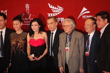 Sao Hôm, sao Mai trên thảm đỏ