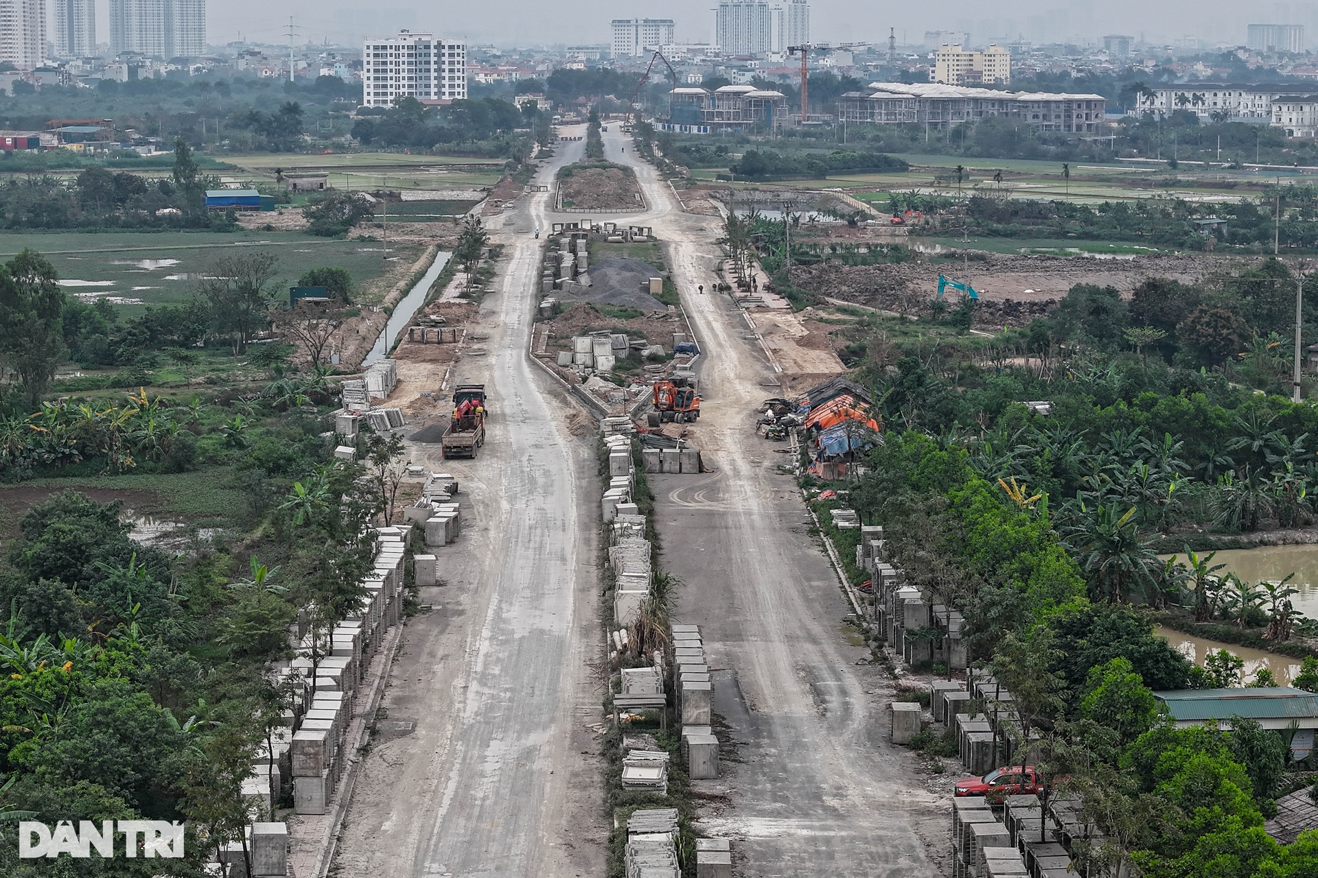 Tuyến đường dài 2,9km, trị giá gần 500 tỷ đồng làm 3 năm chưa xong ở Hà Nội - 2