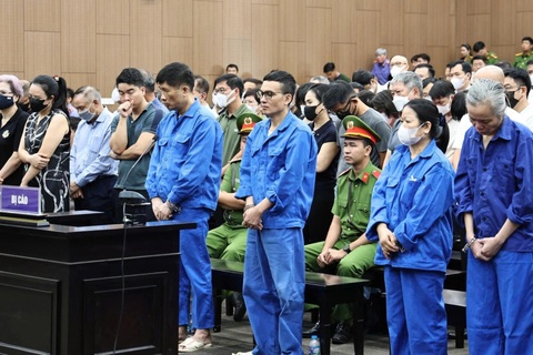 Vụ đánh bạc ở Pullman: Bị cáo hứa "nếu được án treo sẽ hiến máu suốt đời"