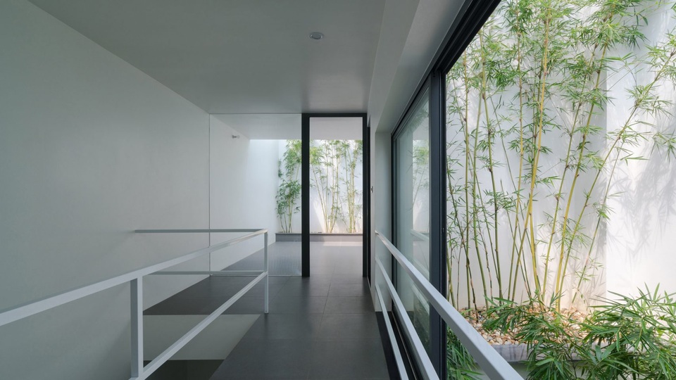Trồng tre ngay giữa nhà, ngôi nhà Bắc Ninh gây ấn tượng mạnh bởi thiết kế độc đáo - 2 Trồng tre ngay giữa nhà, ngôi nhà Bắc Ninh gây ấn tượng mạnh bởi thiết kế độc đáo - 2