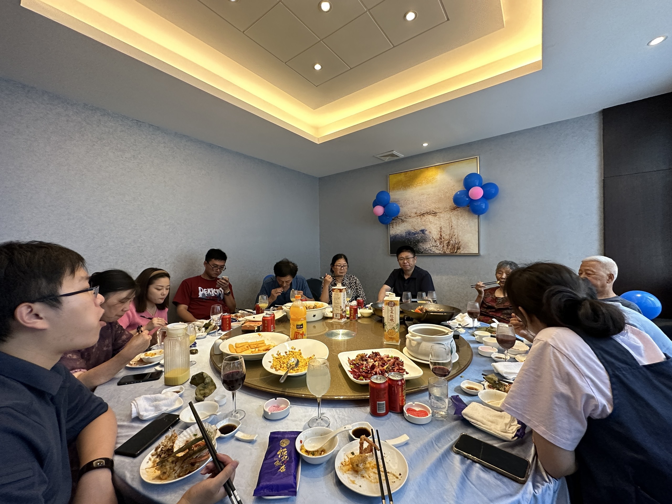 Cô gái Việt kể chuyện làm dâu Trung Quốc: Vẫn được ngủ nướng và chỉ rửa bát - 6 Cô gái Việt kể chuyện làm dâu Trung Quốc: Vẫn được ngủ nướng và chỉ rửa bát - 6