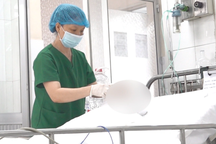 4 công nhân ở TPHCM gặp nạn khi sửa đường cáp ngầm, 1 ca bỏng 80% vùng đầu