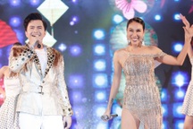 Nam Cường lần đầu kết hợp cùng Khánh Ngọc trên sân khấu
