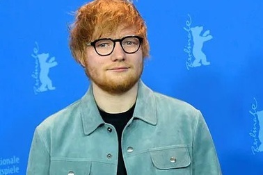Ed Sheeran mua 18 căn nhà