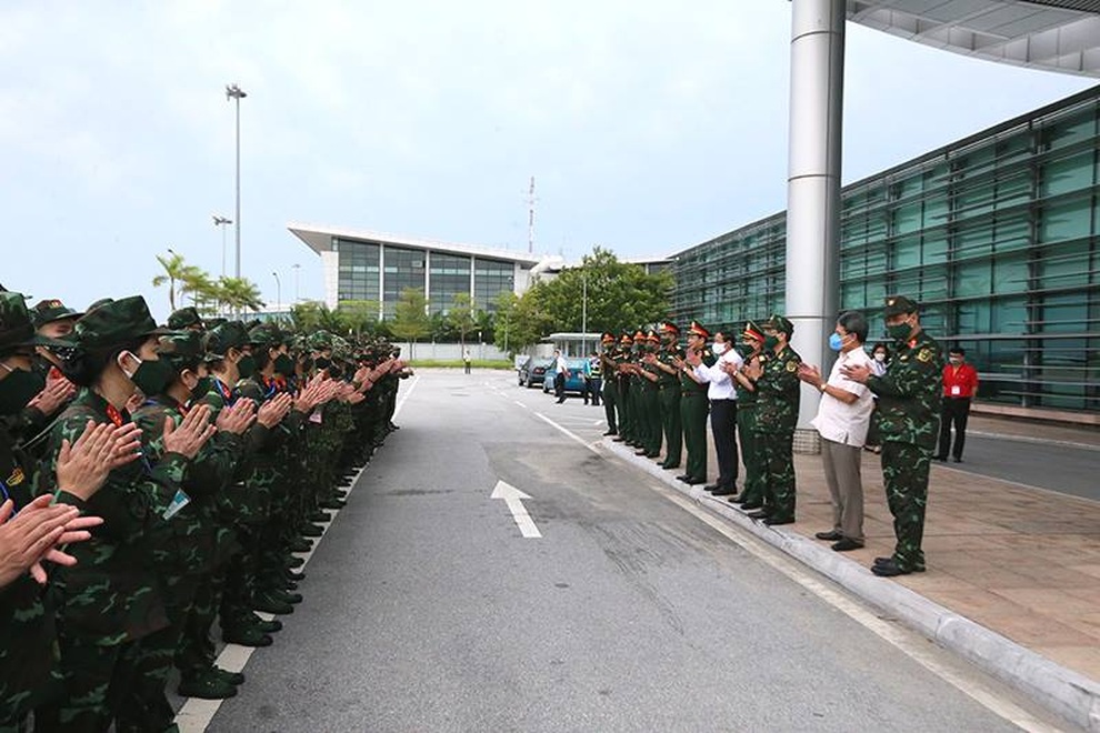 Bộ trưởng Quốc phòng: Bước vào trận chiến ở TPHCM, không thắng không về! - 3 Bộ trưởng Quốc phòng: Bước vào trận chiến ở TPHCM, không thắng không về! - 3