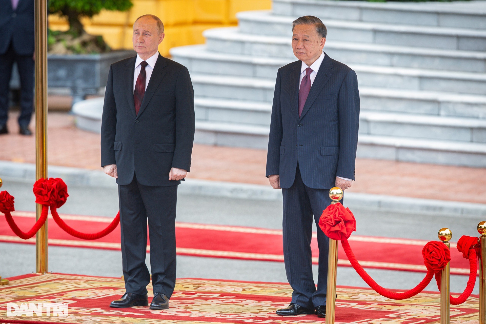 Toàn cảnh lễ đón Tổng thống Nga Putin thăm cấp Nhà nước tới Việt Nam - 4