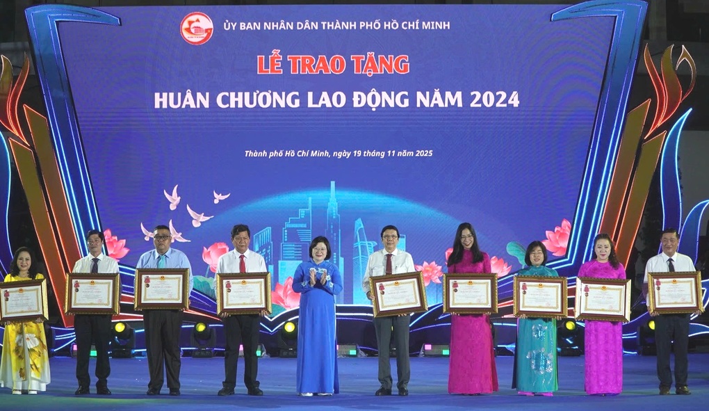 TPHCM vinh danh nhà giáo tiêu biểu và trao Giải thưởng Võ Trường Toản - 1