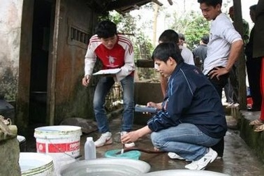 Nước giếng nóng bất thường là do... rò điện 