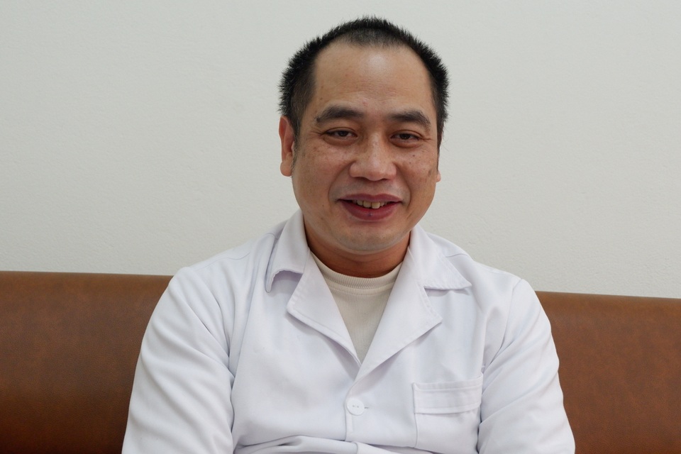 Bác sĩ tuyến đầu bật mí về kiểu tóc đặc biệt của lực lượng chống dịch - 4 Bác sĩ tuyến đầu bật mí về kiểu tóc đặc biệt của lực lượng chống dịch - 4