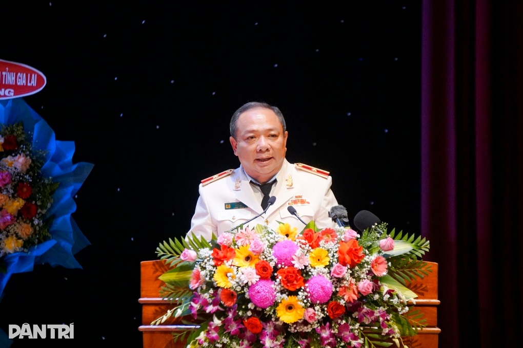 Công an tỉnh Gia Lai đã triệt phá hàng trăm vụ án lớn - 2 Công an tỉnh Gia Lai đã triệt phá hàng trăm vụ án lớn - 2