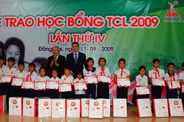 Học bổng Khuyến học TCL năm 2009