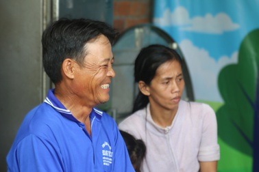 Tặng nhà Nhân ái, trao niềm hy vọng và nguồn động viên tới hộ nghèo