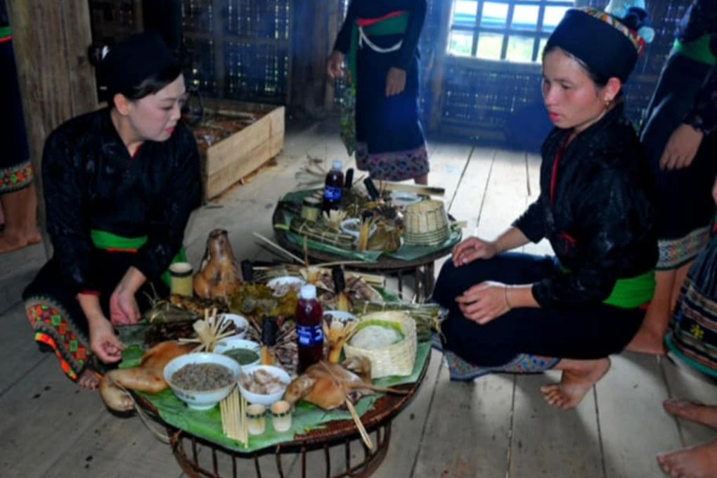 Nét văn hóa độc, lạ ngày Tết của người Ơ Đu - 1 Nét văn hóa độc, lạ ngày Tết của người Ơ Đu - 1