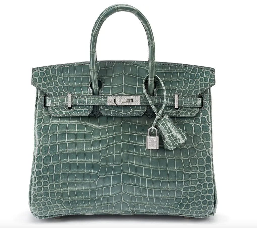 Bán lô túi Hermès, tỷ phú Hồng Kông tai tiếng thu về 3,2 triệu USD - 1