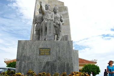 Nhà lưu niệm đội Hoàng Sa kiêm quản Bắc Hải trên đảo Lý Sơn