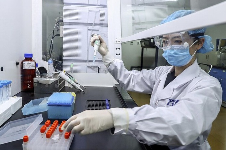 Trung Quốc phê duyệt vắc xin Covid-19 đầu tiên - 1 Trung Quốc phê duyệt vắc xin Covid-19 đầu tiên - 1