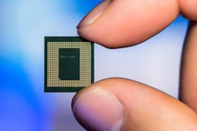 Vì sao một con chip tí hon lại đang khiến giới công nghệ toàn cầu lao đao?