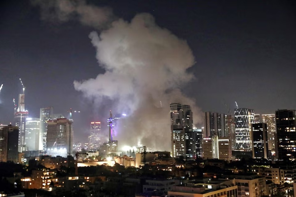 Iran cảnh báo các nước giúp Israel đỡ đòn tấn công - 1 Iran cảnh báo các nước giúp Israel đỡ đòn tấn công - 1