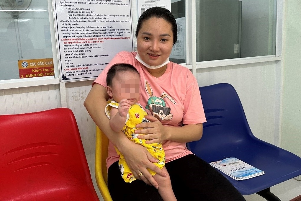 Chỉ được phân bổ 8.100 liều vaccine 5 trong 1, TPHCM tiêm cho trẻ thế nào? - 3