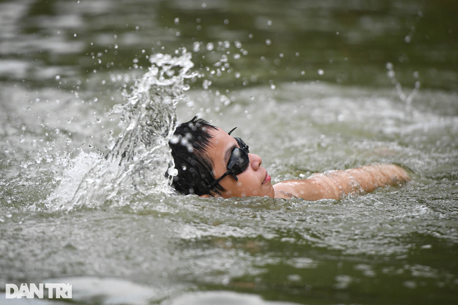Mô hình tiêu biểu và giải pháp chống đuối nước cho trẻ em khu vực nông thôn - 7 Mô hình tiêu biểu và giải pháp chống đuối nước cho trẻ em khu vực nông thôn - 7