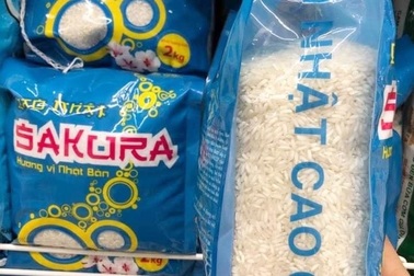 TPHCM: Nghi ngờ gạo thường "đội lốt" gạo Nhật cao cấp trong siêu thị