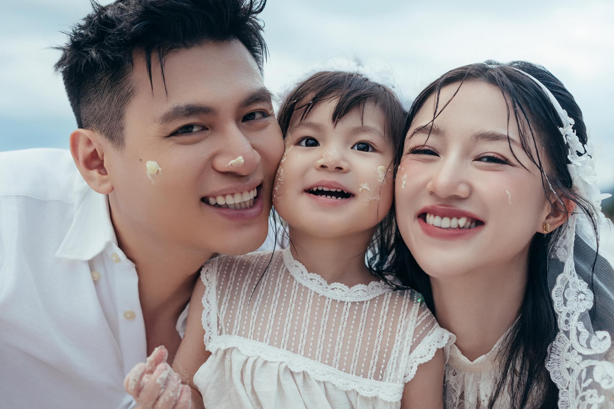 Salim khoe ảnh cưới lãng mạn, nhắn nhủ xúc động đến doanh nhân Hải Long - 8 Salim khoe ảnh cưới lãng mạn, nhắn nhủ xúc động đến doanh nhân Hải Long - 8
