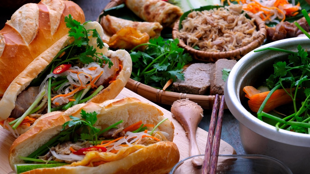 Khách Tây đúc kết du lịch tiết kiệm ở Việt Nam: Đi phượt và mắc võng - 4 Khách Tây đúc kết du lịch tiết kiệm ở Việt Nam: Đi phượt và mắc võng - 4