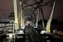 Điều 19 toa xe chở gần 700 tấn đá chống trôi cầu đường sắt Bắc - Nam