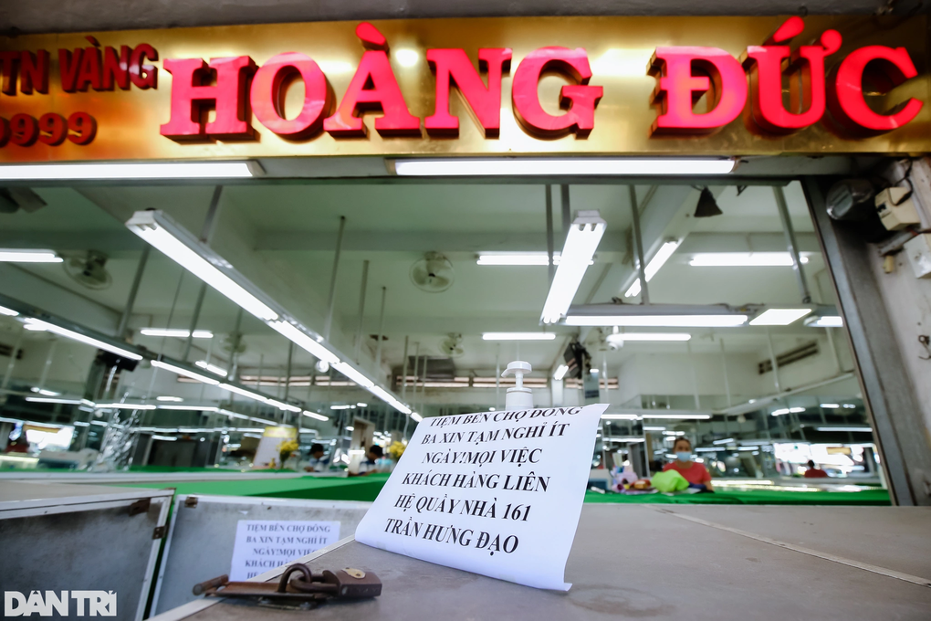 Con gái chủ tiệm vàng ở Huế kể giây phút kẻ cướp xông vào nổ súng - 3 Con gái chủ tiệm vàng ở Huế kể giây phút kẻ cướp xông vào nổ súng - 3