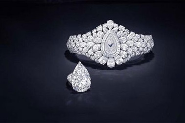 Chiếc đồng hồ kim cương giá gần... 900 tỷ đồng