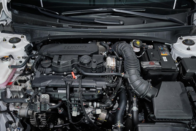 Hyundai Elantra N-Line: hút mắt từ mọi góc nhìn, trang bị hấp dẫn, động cơ là điểm nhấn - 34 Hyundai Elantra N-Line: hút mắt từ mọi góc nhìn, trang bị hấp dẫn, động cơ là điểm nhấn - 34