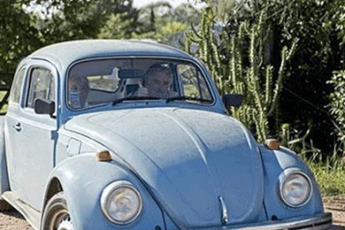 Xe cũ của Tổng thống "nghèo nhất thế giới" được định giá 1 triệu USD