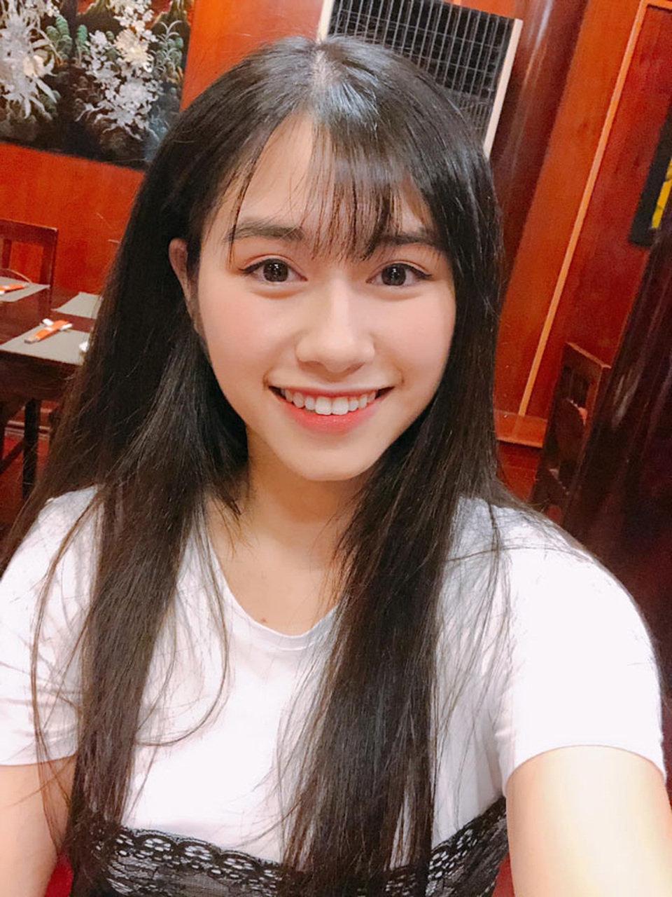 Nổi như cồn nhờ đi xem Táo Quân, nữ sinh lột xác xinh đẹp, thành tích gây choáng ngợp - 4 Nổi như cồn nhờ đi xem Táo Quân, nữ sinh lột xác xinh đẹp, thành tích gây choáng ngợp - 4
