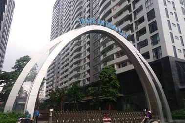 Nhà máy di dời, cao ốc mọc lên: Không giảm tải áp lực về tập trung đông dân cư