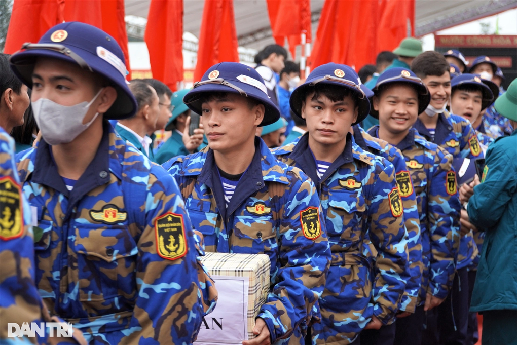 Hà Tĩnh xử phạt 5 thanh niên không chấp hành lệnh gọi nhập ngũ - 1 Hà Tĩnh xử phạt 5 thanh niên không chấp hành lệnh gọi nhập ngũ - 1
