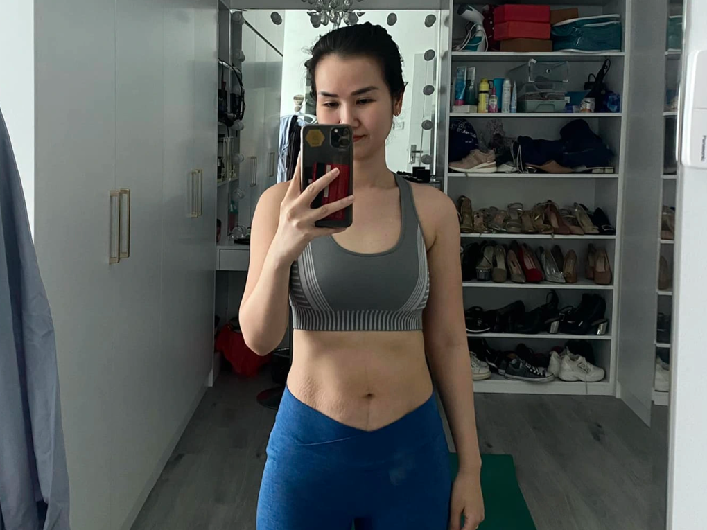 Mỹ nhân Việt khoe vết rạn sau sinh: Người tự hào, người rơi nước mắt - 7 Mỹ nhân Việt khoe vết rạn sau sinh: Người tự hào, người rơi nước mắt - 7