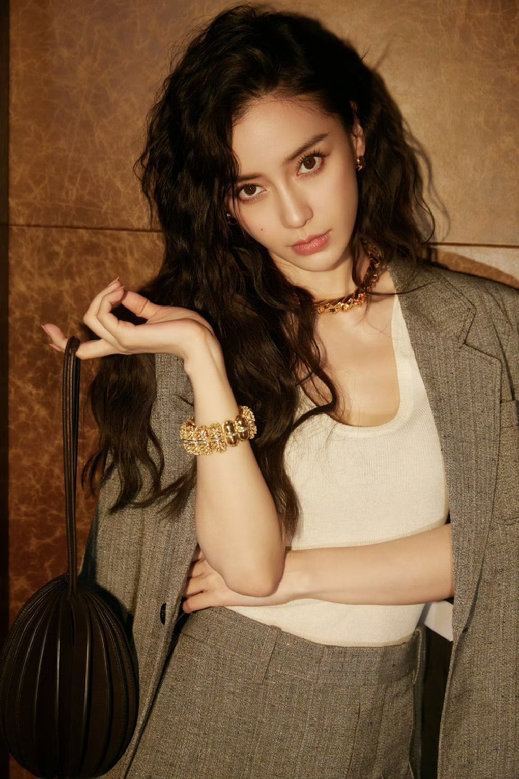Angelababy đã có người yêu mới sau 2 năm độc thân hậu ly hôn? - 2 Angelababy đã có người yêu mới sau 2 năm độc thân hậu ly hôn? - 2