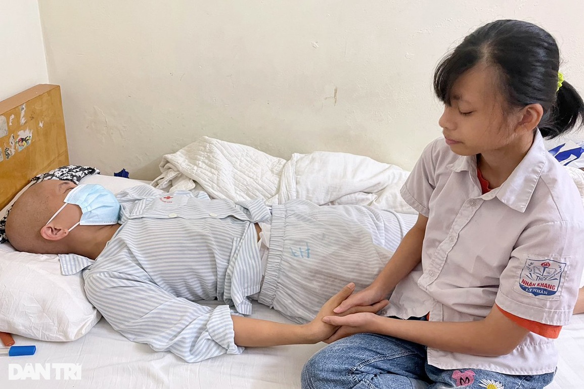 Mẹ ung thư máu đau đớn khóc nghẹn cầu xin mọi người giúp đỡ các con - 5 Mẹ ung thư máu đau đớn khóc nghẹn cầu xin mọi người giúp đỡ các con - 5