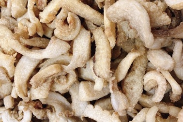 Tóp mỡ rán giòn bán tiền triệu, món ăn từng "thất sủng" nay đổi đời