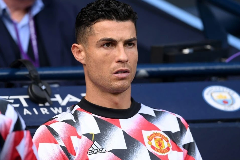 C.Ronaldo bực mình vì động thái của HLV Ten Hag - 1 C.Ronaldo bực mình vì động thái của HLV Ten Hag - 1