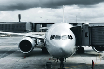 Hacker đánh sập trang web nhiều sân bay tại Mỹ