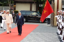 Thủ tướng Nguyễn Xuân Phúc chúc Tết lực lượng vũ trang