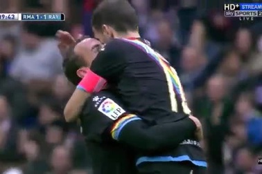 Real Madrid 10-2 Vallecano: Bale ghi 4 bàn thắng