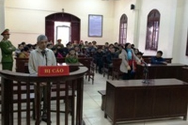 Lĩnh án 17 năm tù vì hiếp dâm trẻ thiểu năng