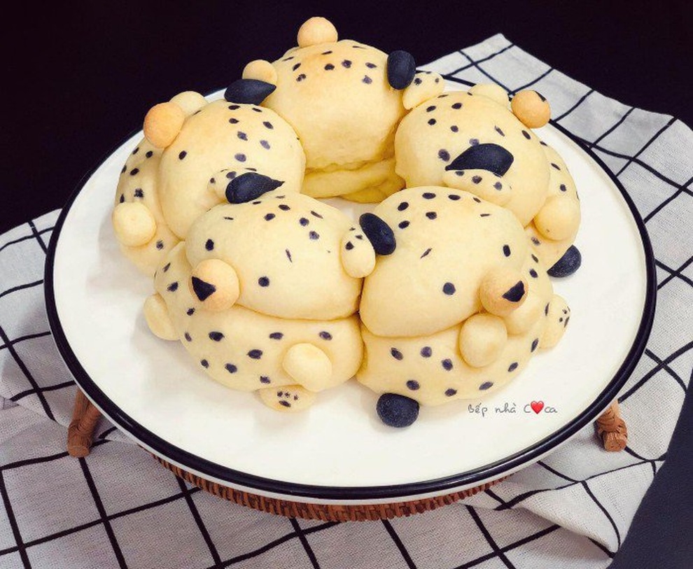 Học mẹ đảm làm bánh mì tạo hình ngộ nghĩnh cho con trong mùa dịch - 5 Học mẹ đảm làm bánh mì tạo hình ngộ nghĩnh cho con trong mùa dịch - 5