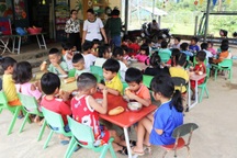 Nâng cao chất lượng bữa ăn bán trú cho học sinh miền núi