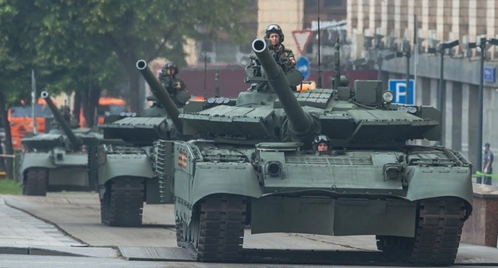 Xe tăng Nga phóng hỏa lực, bắn cháy sát thủ diệt tăng của Ukraine - 1 Xe tăng Nga phóng hỏa lực, bắn cháy sát thủ diệt tăng của Ukraine - 1