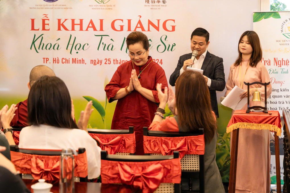 Khai giảng khóa đào tạo trà nghệ sư - 1 Khai giảng khóa đào tạo trà nghệ sư - 1
